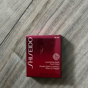 NIB Shiseido Luminizing Satin Face #BE206